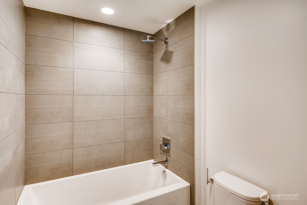 1808 Minor Avenue #2304, Seattle, WA 98101-1411