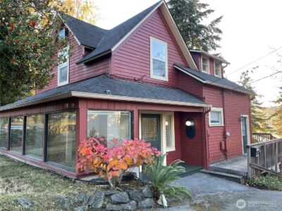 19589 Front Street NE, Poulsbo, WA 98370