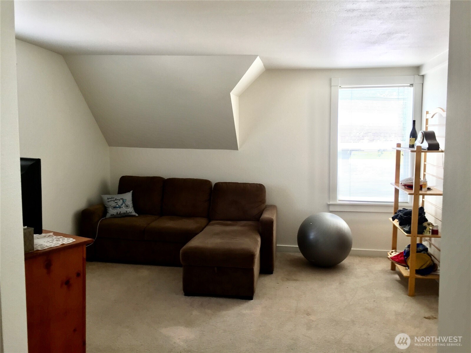 19589 Front Street NE, Poulsbo, WA 98370