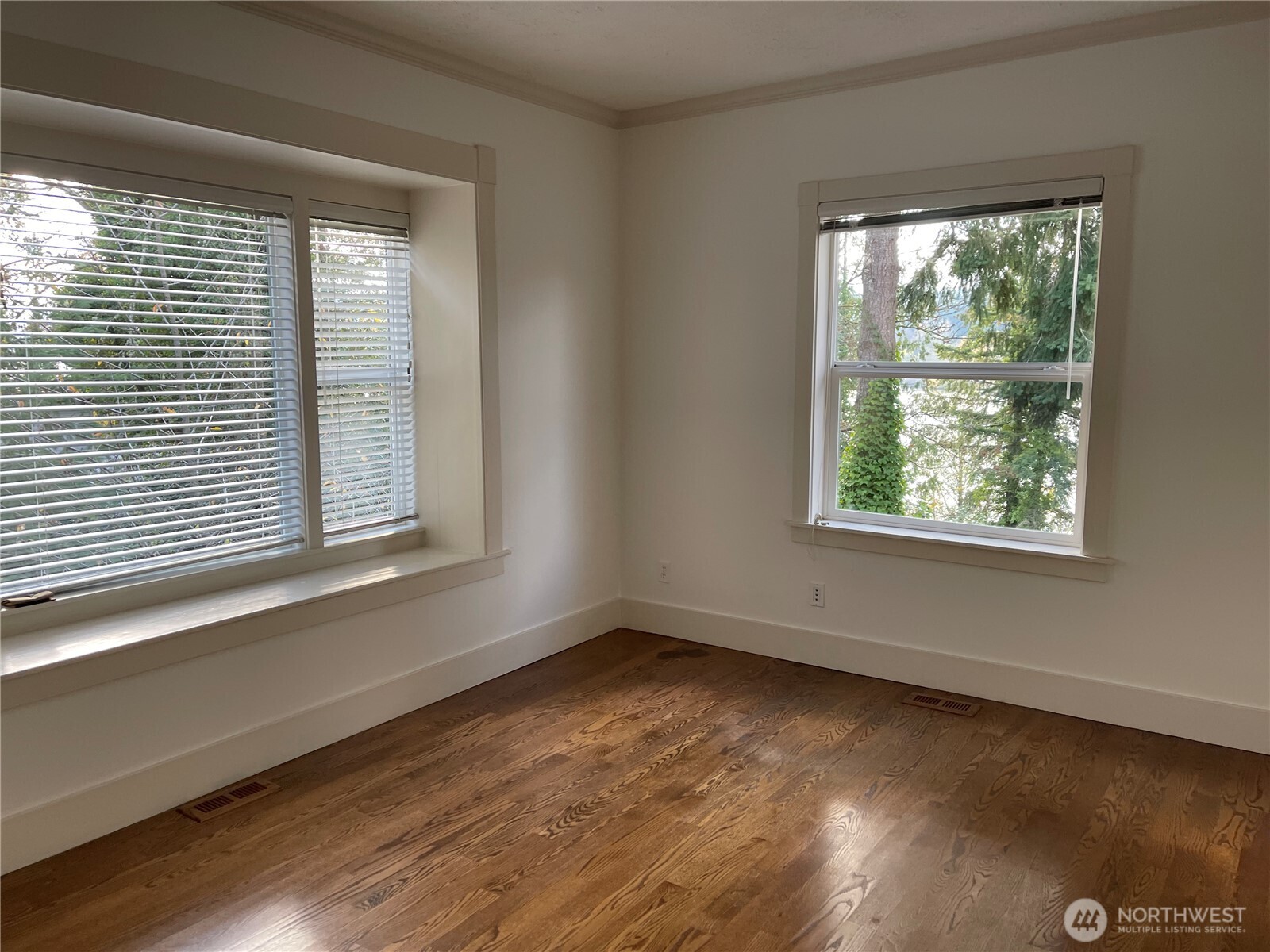 19589 Front Street NE, Poulsbo, WA 98370