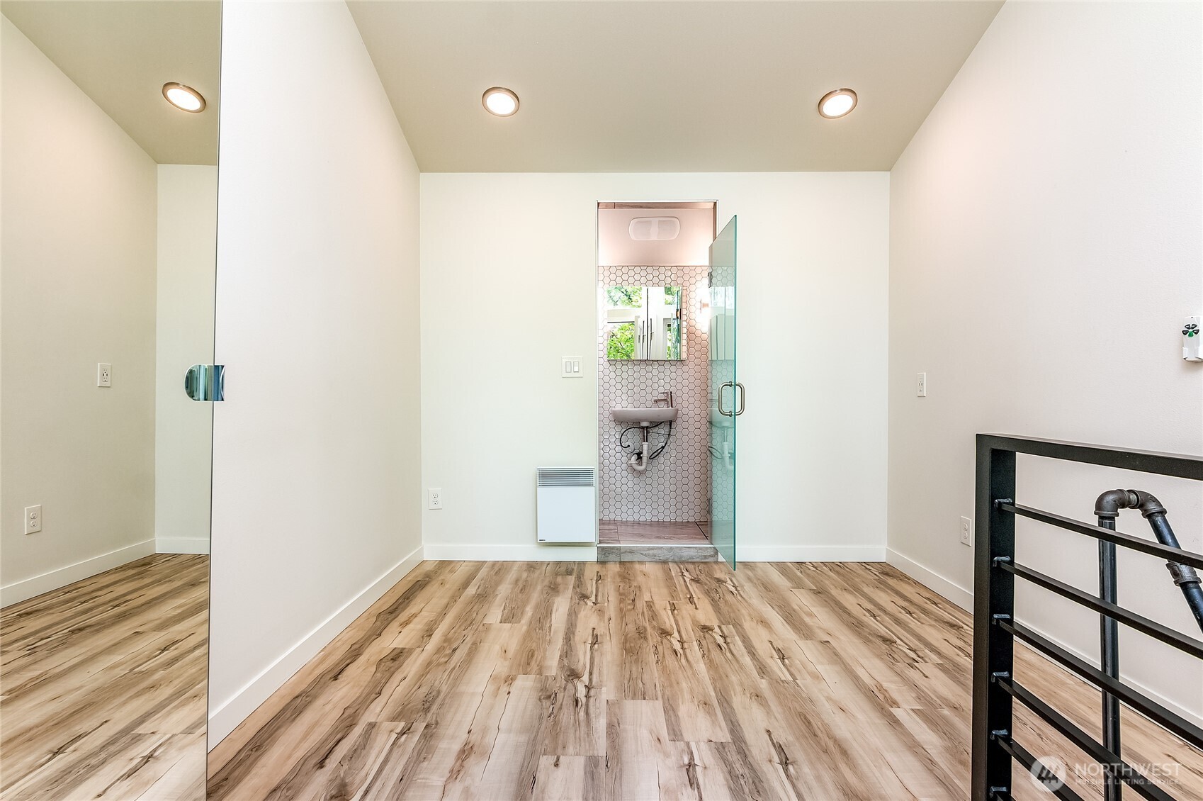 3855 21st Avenue SW, Seattle, WA 98106