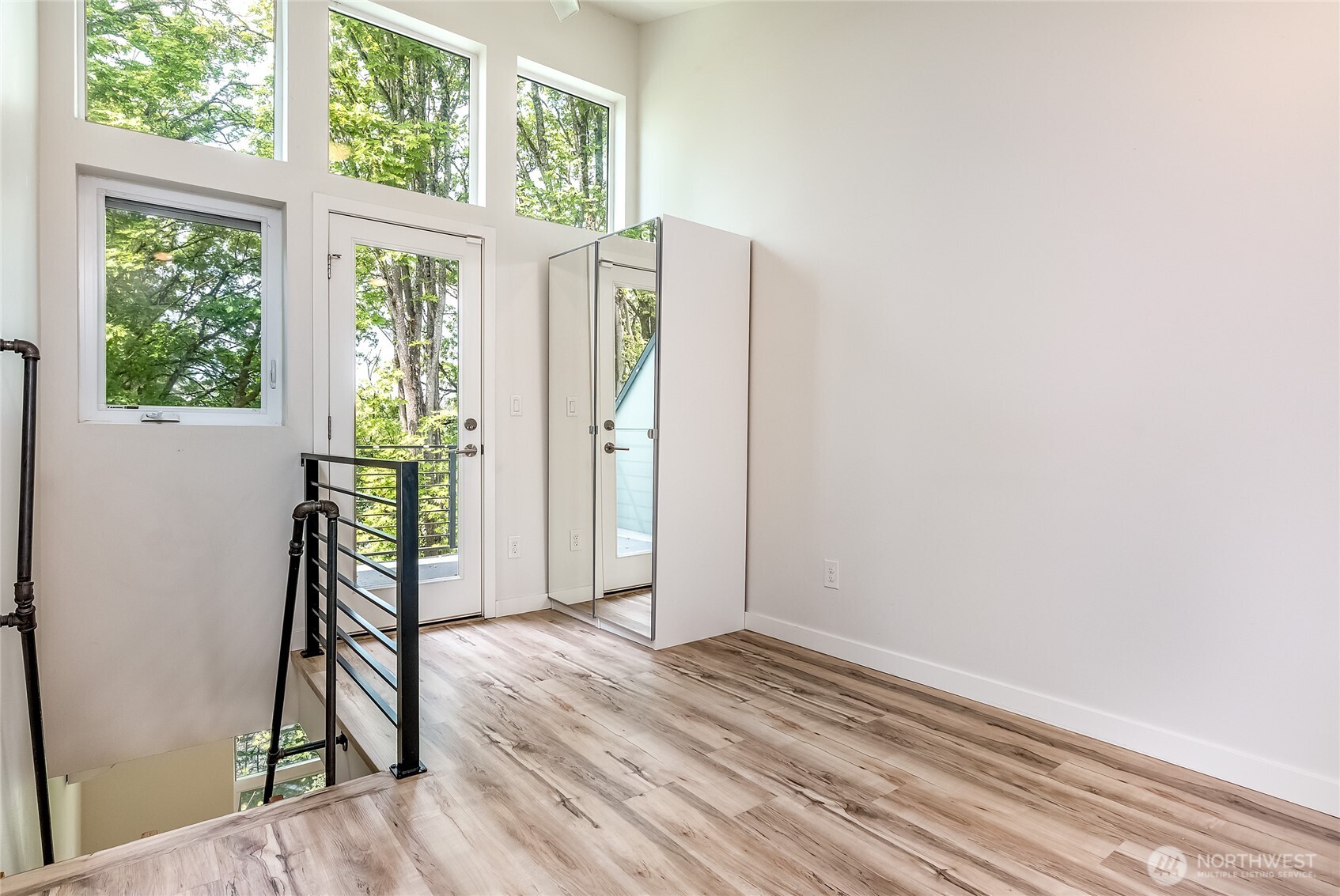 3855 21st Avenue SW, Seattle, WA 98106