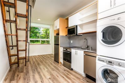 3855 21st Avenue SW, Seattle, WA 98106 - Photo 5