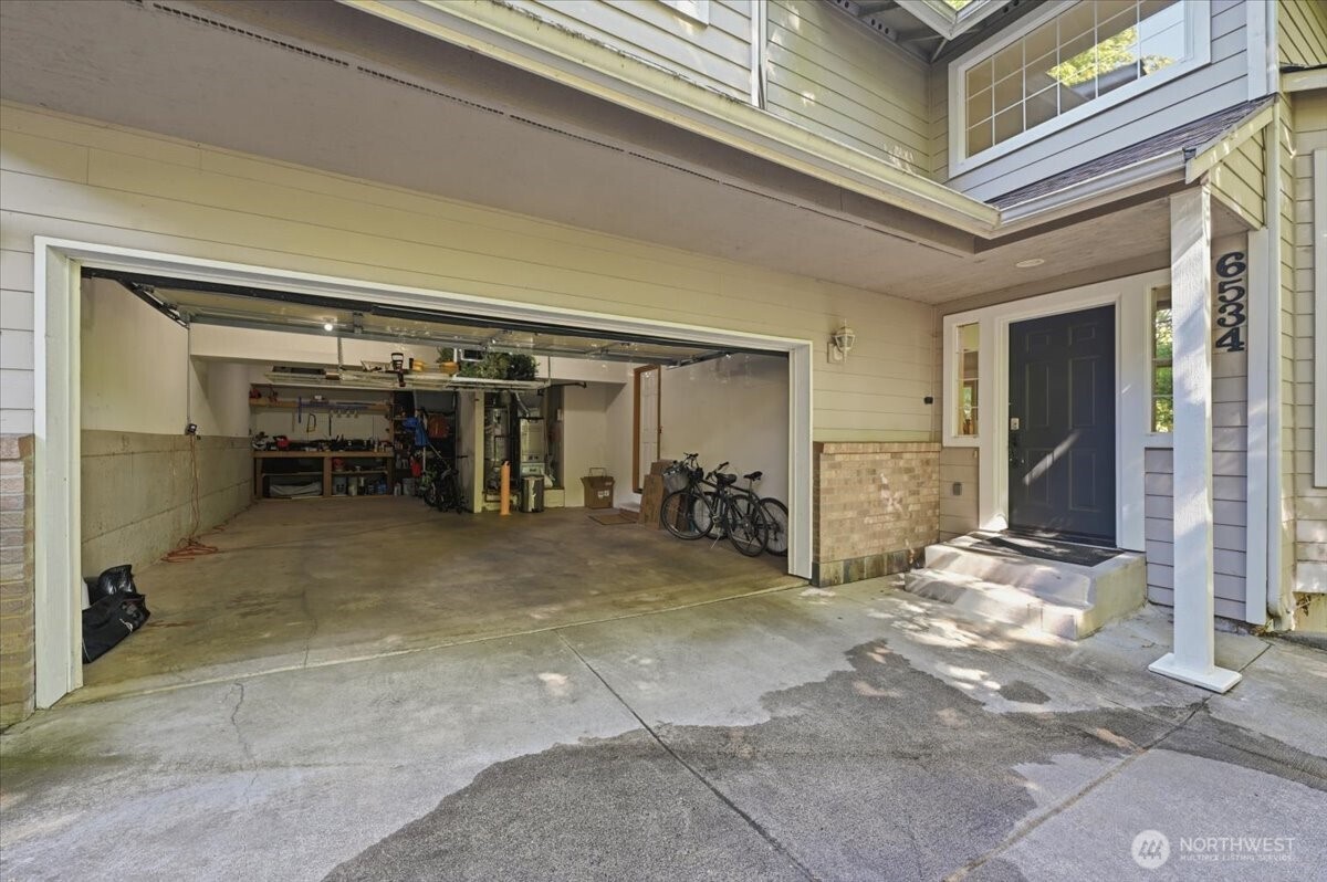 6534 NE 198th Street , Kenmore, WA 98028