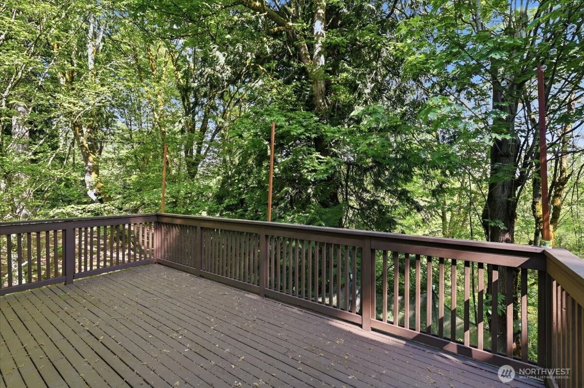 6534 NE 198th Street , Kenmore, WA 98028