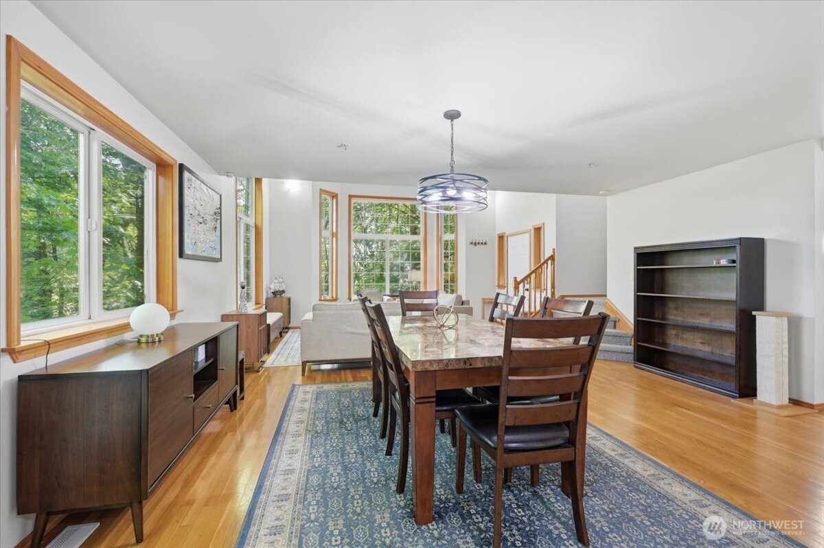 6534 NE 198th Street , Kenmore, WA 98028