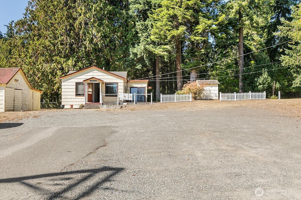 20363 NW Cedar Lane , Poulsbo, WA 98370
