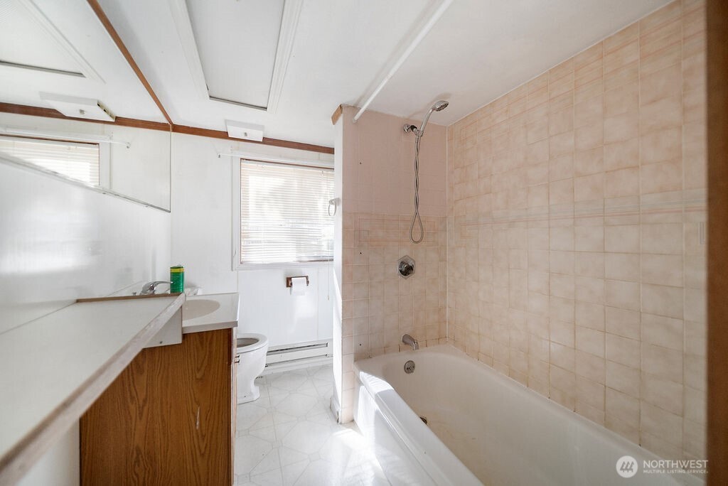20363 NW Cedar Lane , Poulsbo, WA 98370