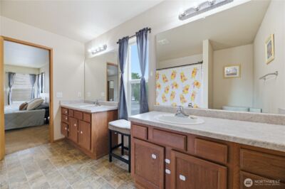 10007 Dragt Street SE, Yelm, WA 98597 - Photo 19