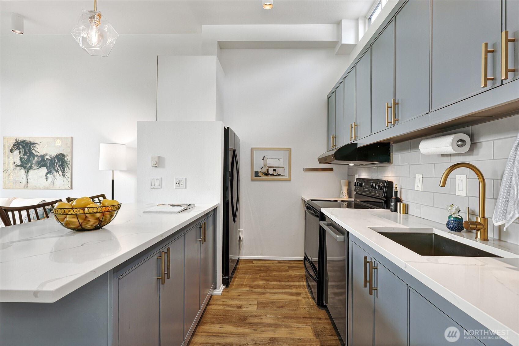 410 13th Avenue E #PH 3, Seattle, WA 98102