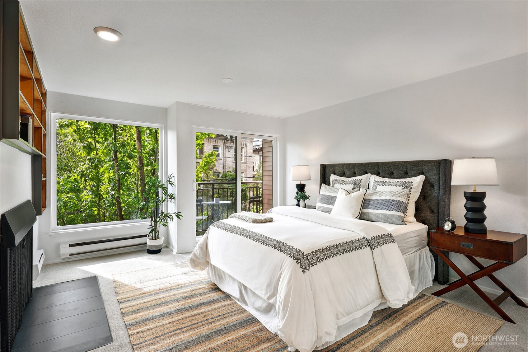 410 13th Avenue E #PH 3, Seattle, WA 98102