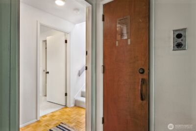 410 13th Avenue E #PH 3, Seattle, WA 98102 - Photo 32