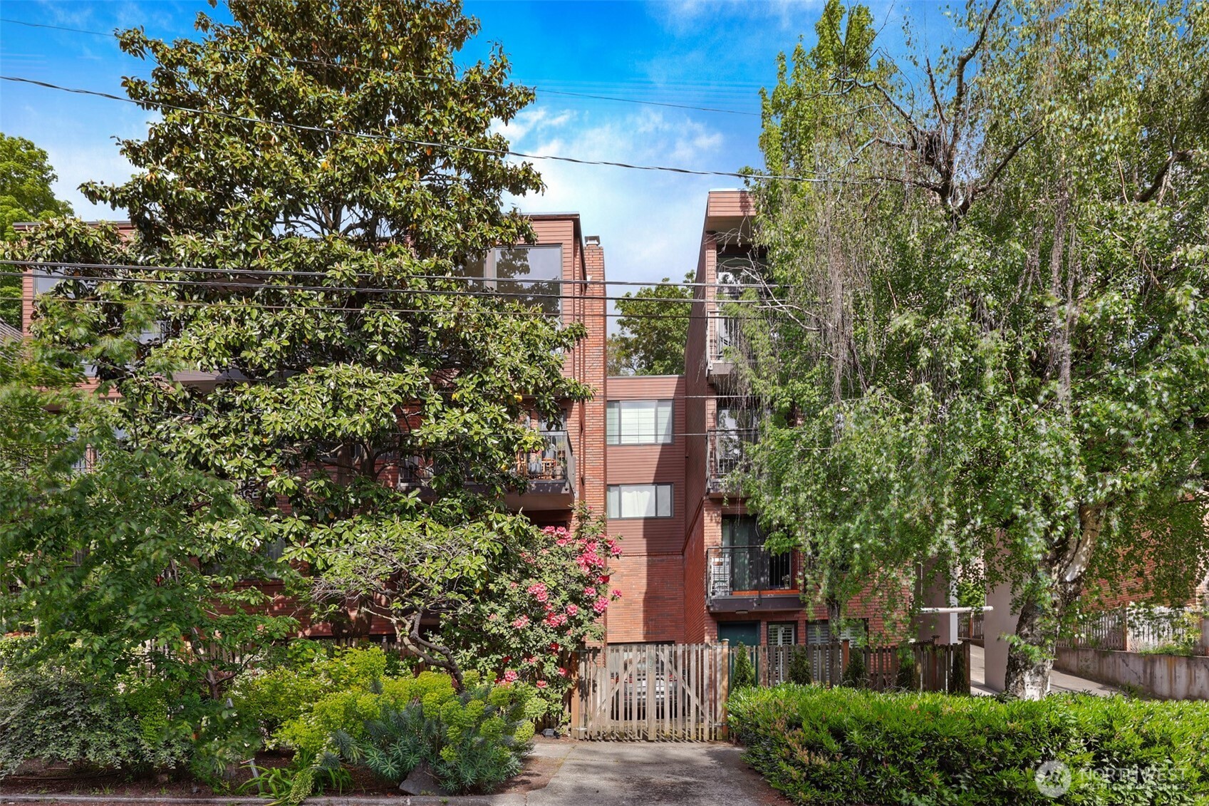 410 13th Avenue E #PH 3, Seattle, WA 98102