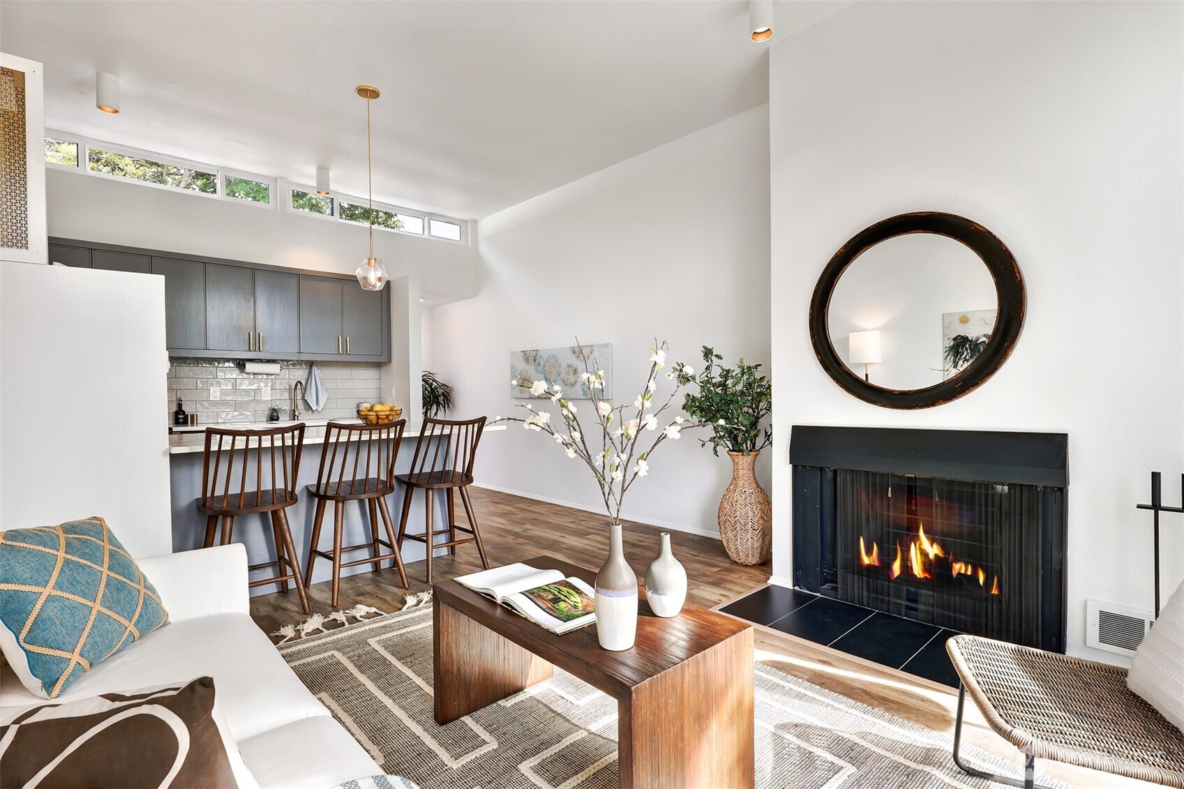410 13th Avenue E #PH 3, Seattle, WA 98102