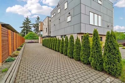 3319 W ELMORE Street , Seattle, WA 98199 - Photo 23