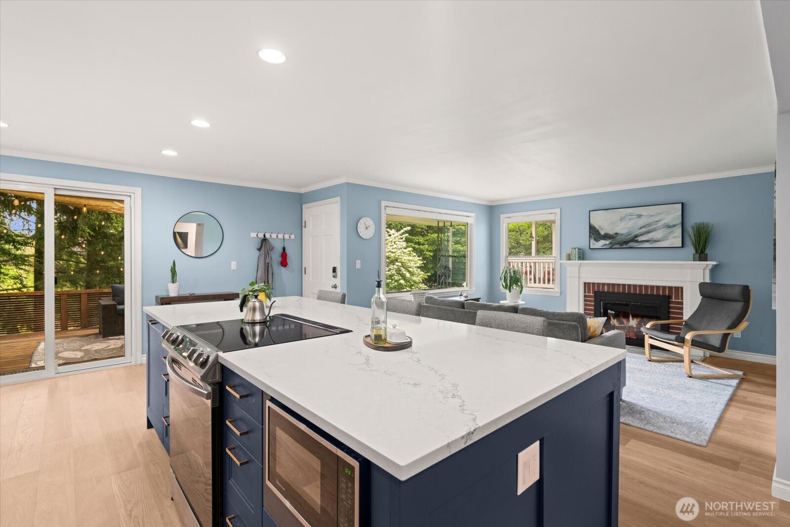 2129 42nd Avenue SW, Seattle, WA 98116