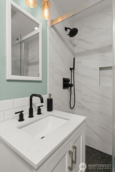2129 42nd Avenue SW, Seattle, WA 98116 - Photo 14