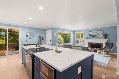 2129 42nd Avenue SW, Seattle, WA 98116 - Photo 2