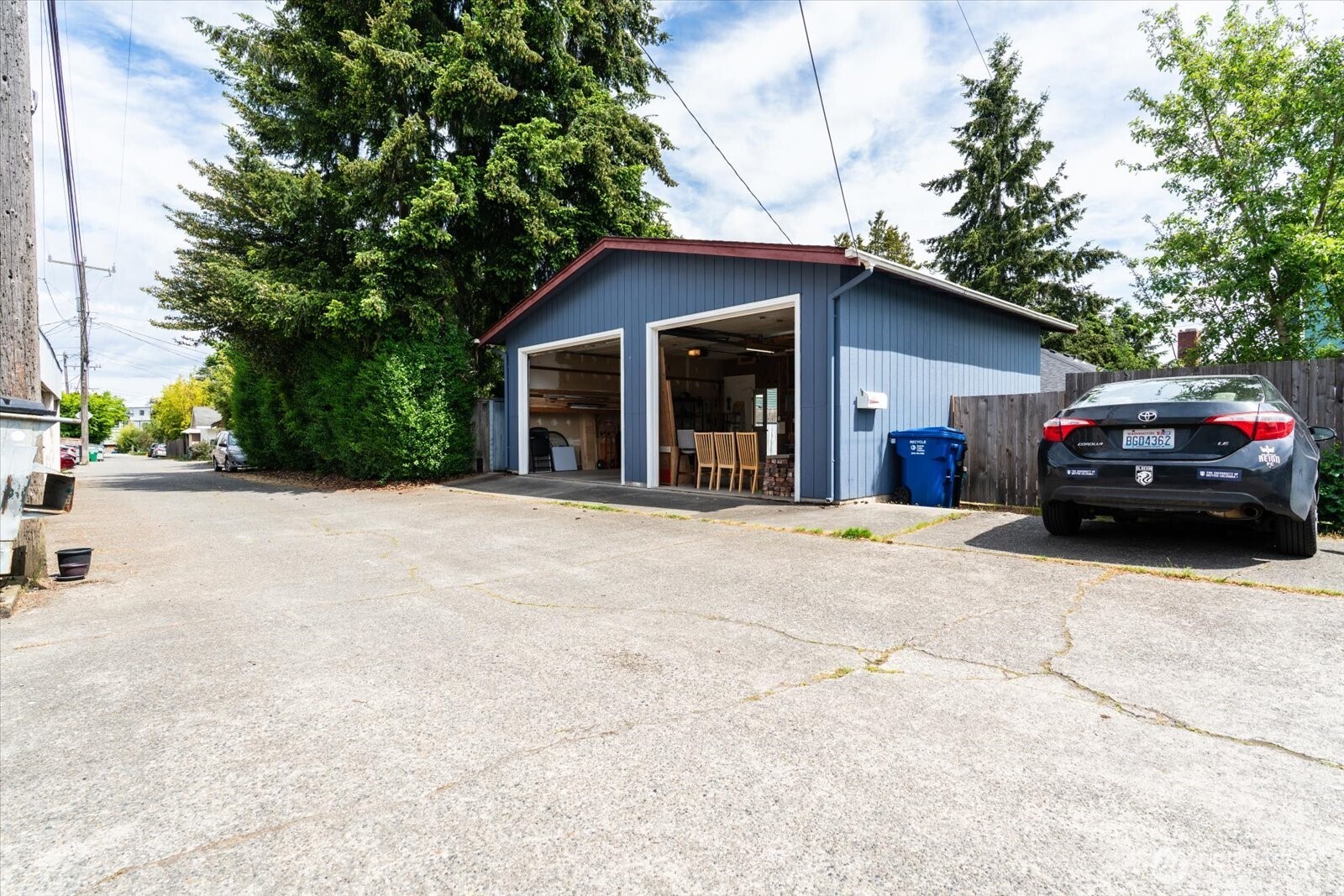 2129 42nd Avenue SW, Seattle, WA 98116