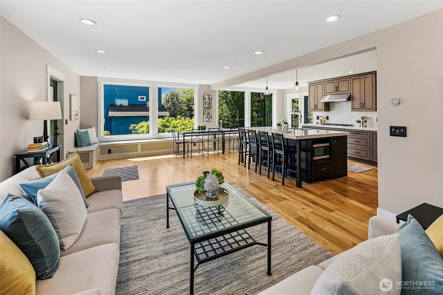 9545 2nd Avenue NW, Seattle, WA 98117