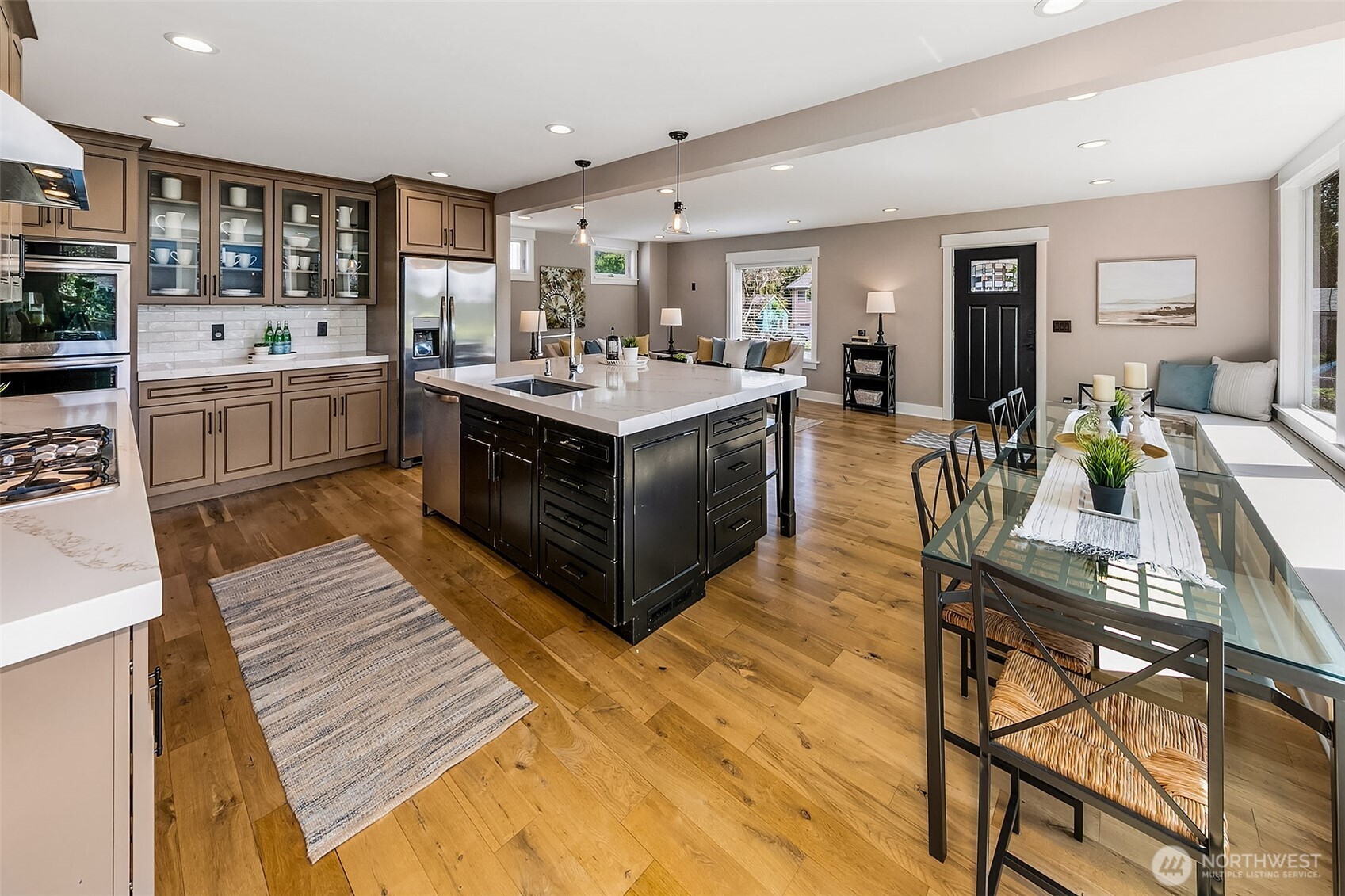 9545 2nd Avenue NW, Seattle, WA 98117