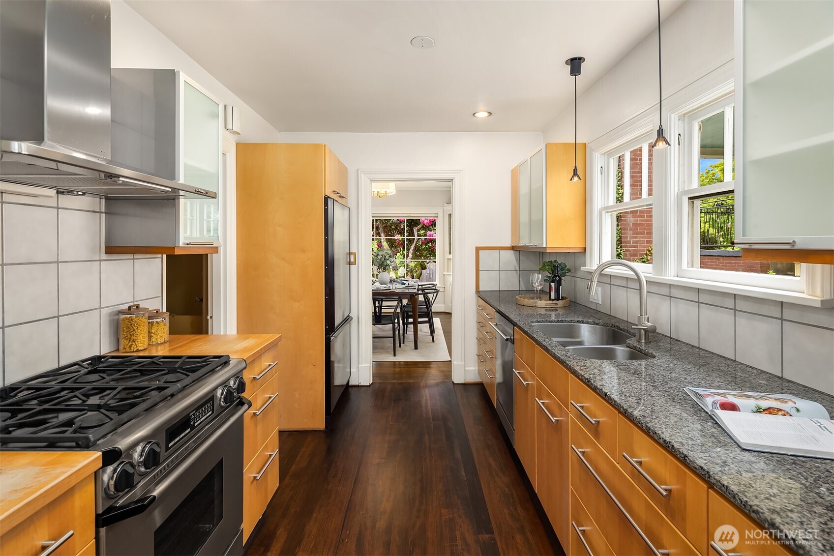 2522 31st Avenue S, Seattle, WA 98144
