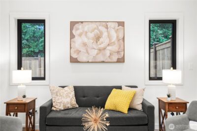 13024 Corliss Avenue N, Seattle, WA 98133 - Photo 6