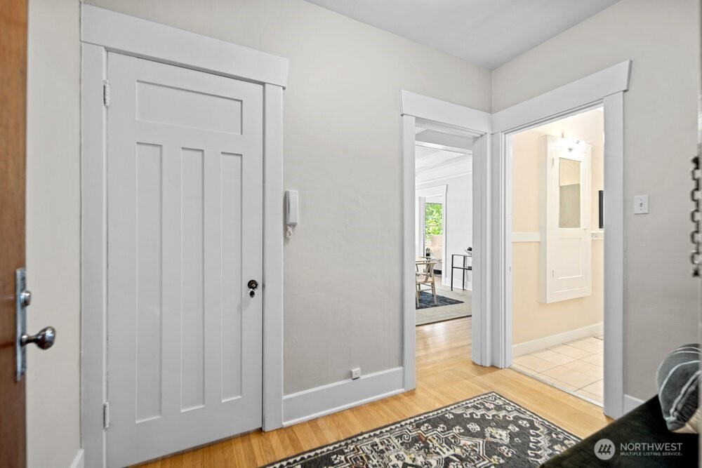 1804 E Republican Street #5, Seattle, WA 98112