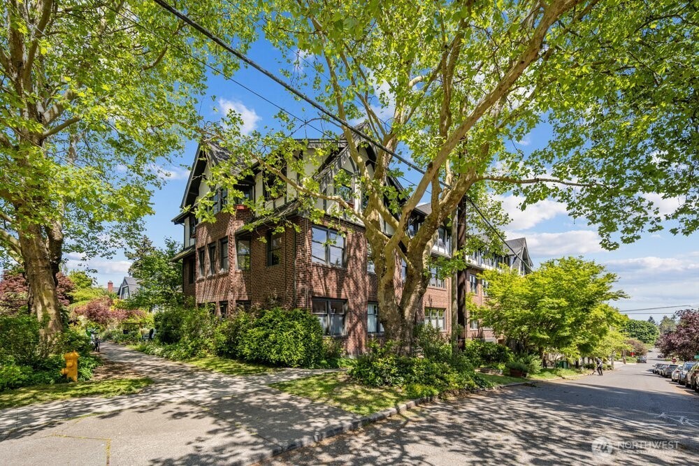 1804 E Republican Street #5, Seattle, WA 98112