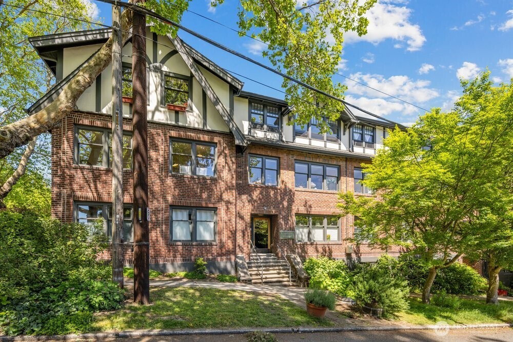 1804 E Republican Street #5, Seattle, WA 98112