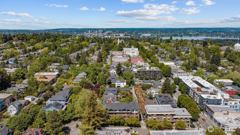 1804 E Republican Street #5, Seattle, WA 98112