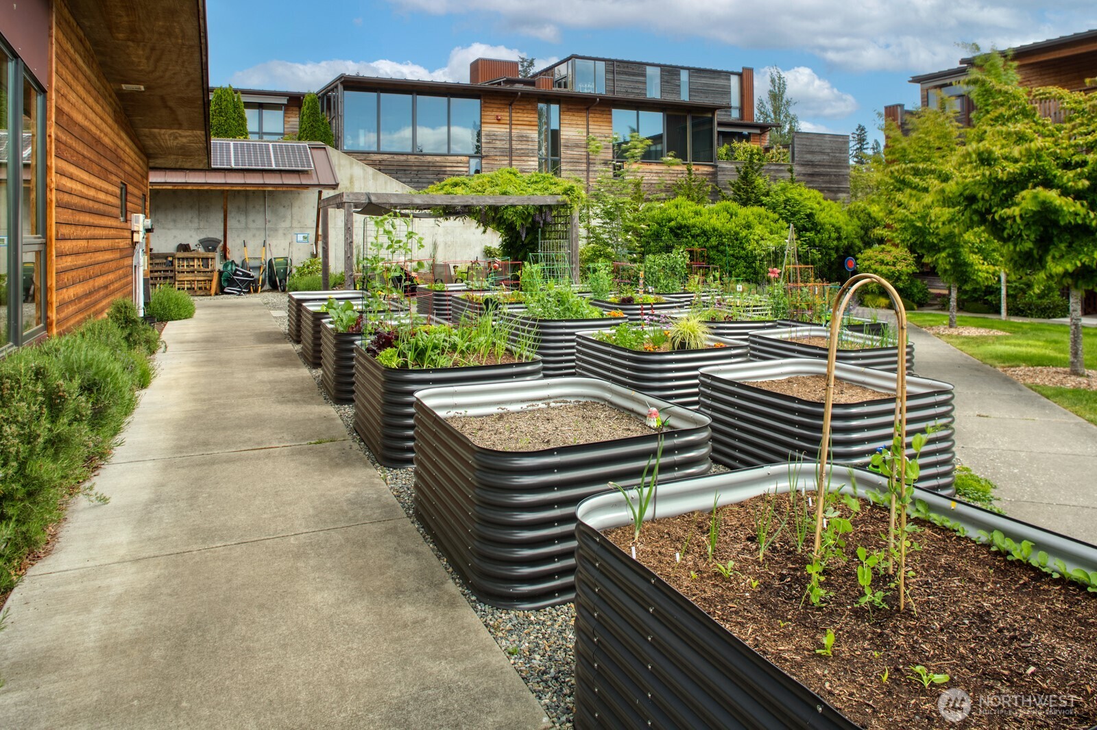 449 Sprout Path NW, Bainbridge Island, WA 98110