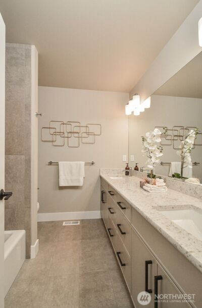 10202 44th Avenue SW, Seattle, WA 98146 - Photo 30