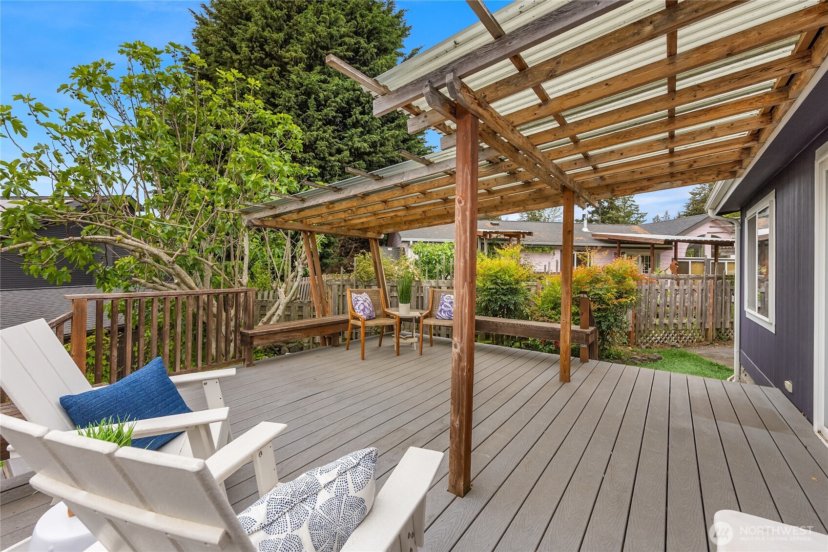 508 Madrona Way NE #50, Bainbridge Island, WA 98110