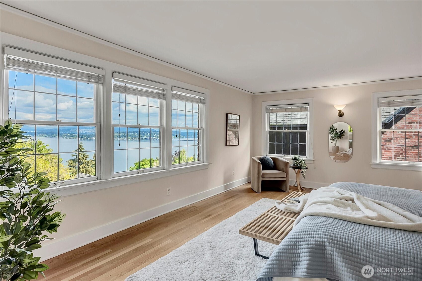 3601 E Cherry Street , Seattle, WA 98122