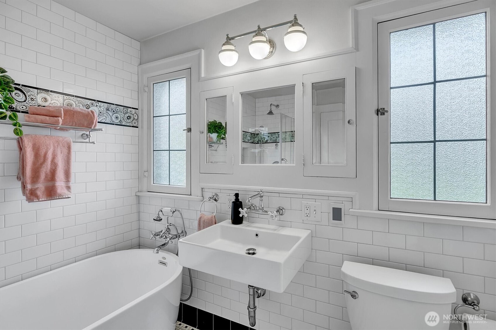 3601 E Cherry Street , Seattle, WA 98122