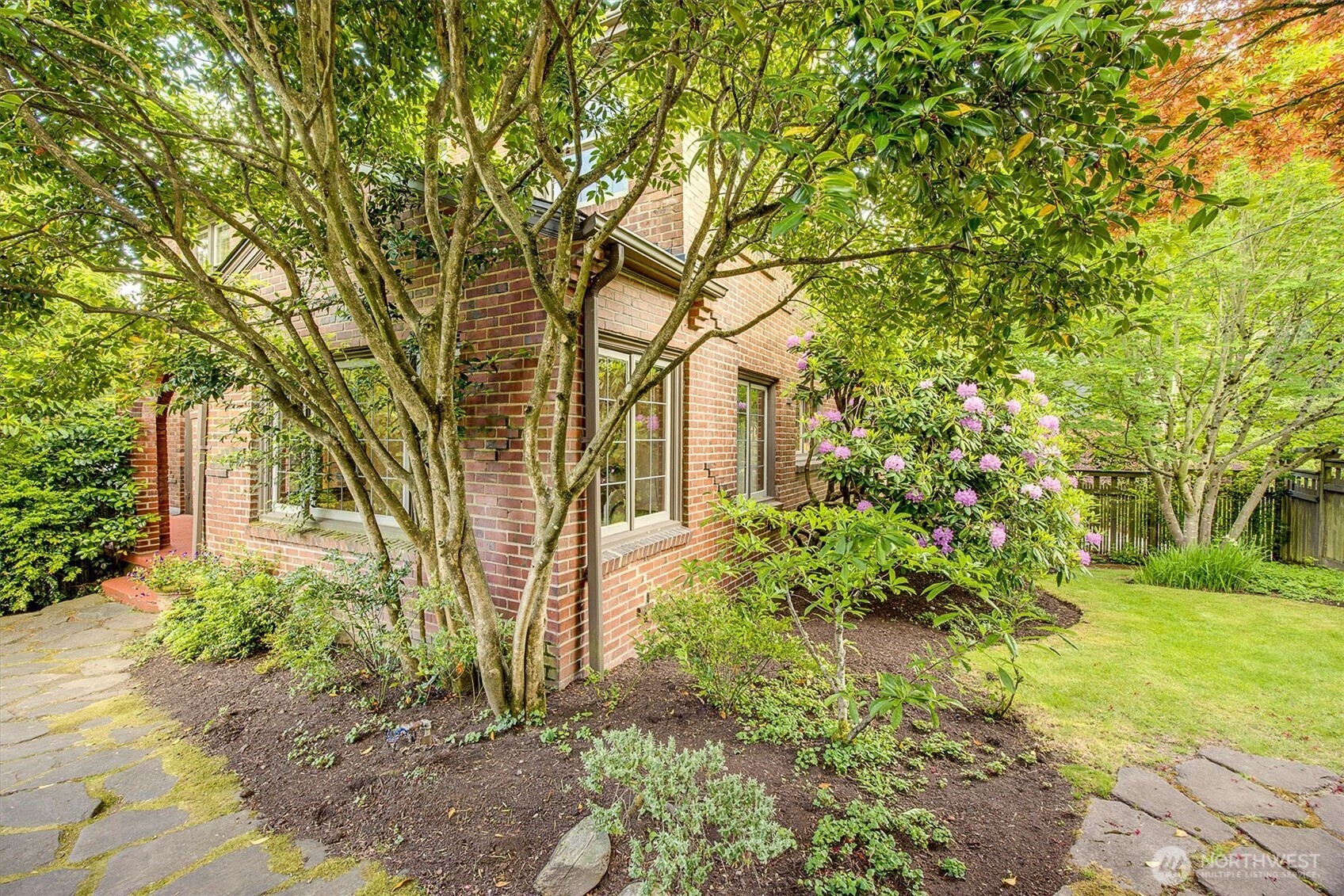 3601 E Cherry Street , Seattle, WA 98122