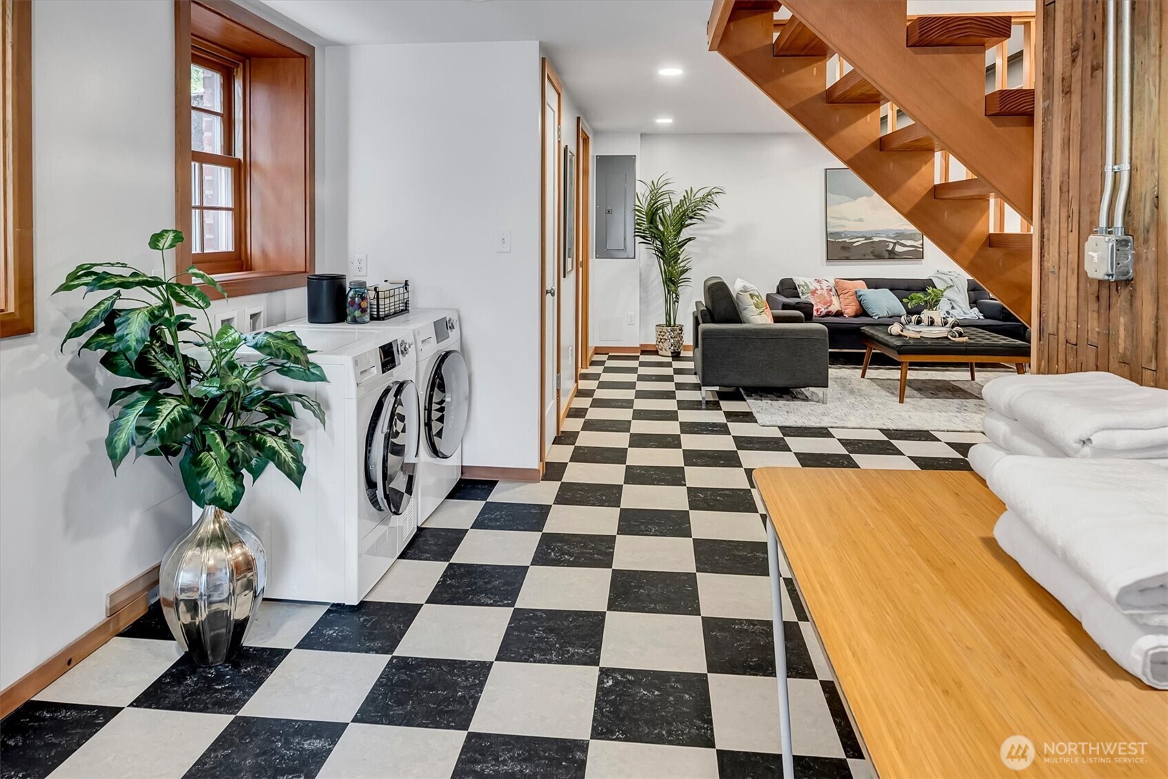 3601 E Cherry Street , Seattle, WA 98122