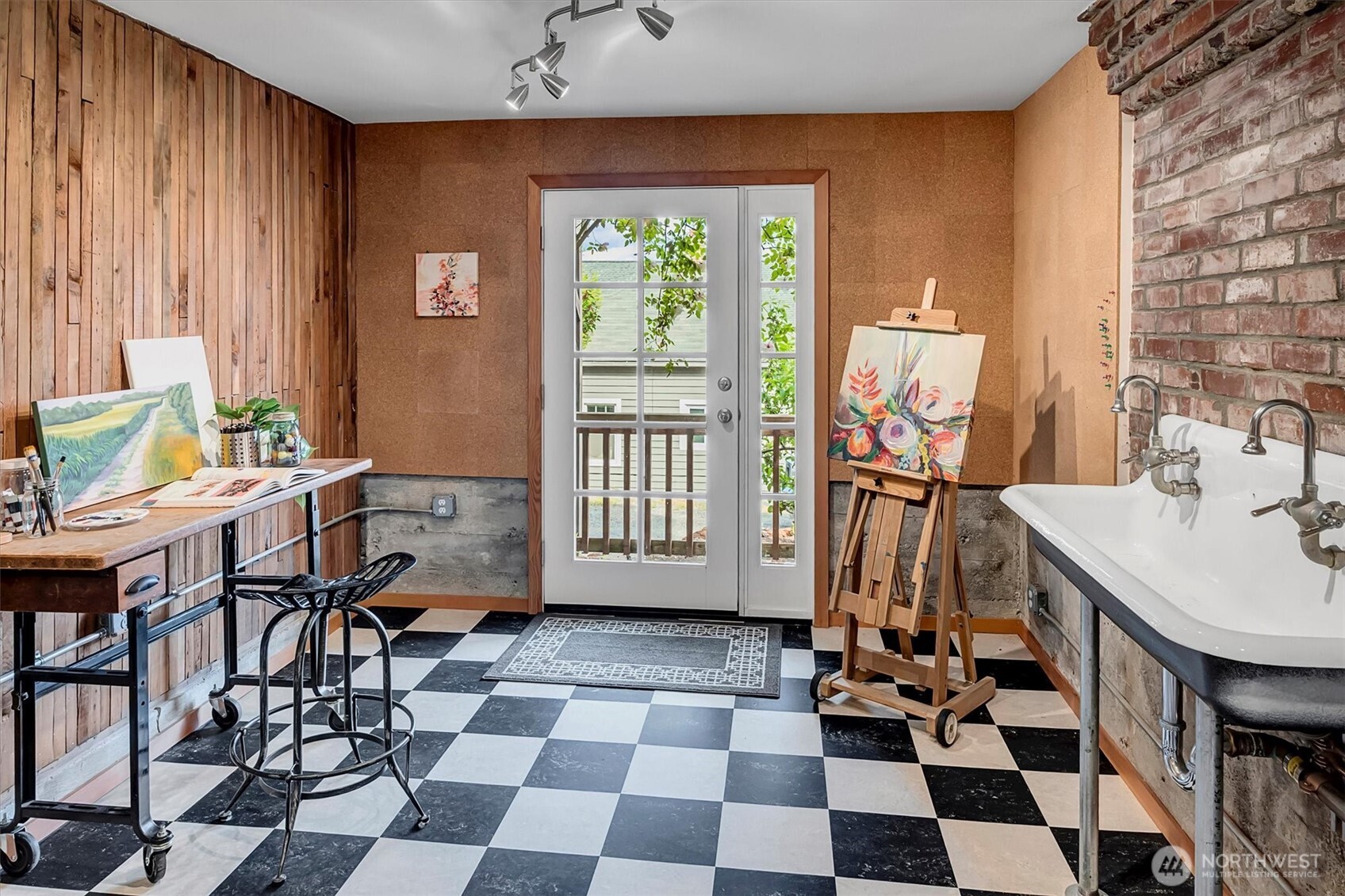 3601 E Cherry Street , Seattle, WA 98122