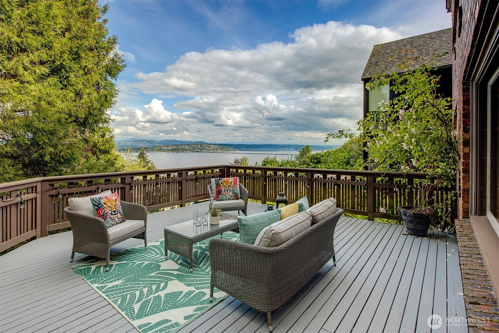 3601 E Cherry Street , Seattle, WA 98122