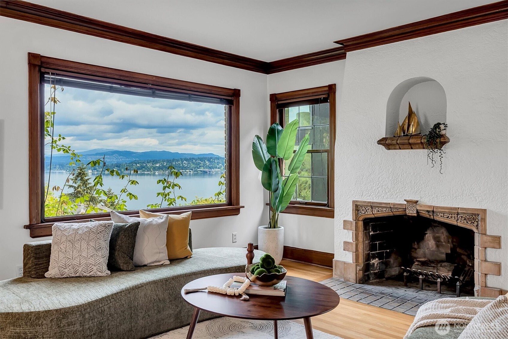 3601 E Cherry Street , Seattle, WA 98122