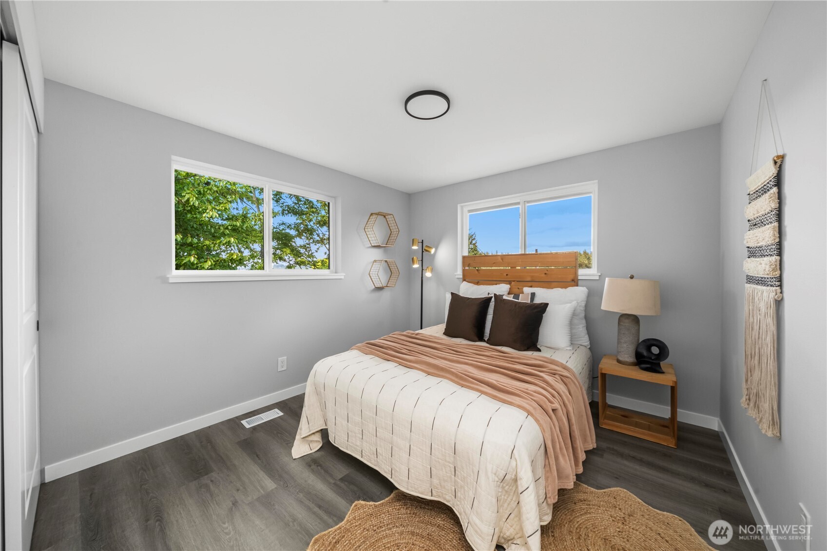 5227 56th Avenue S, Seattle, WA 98118