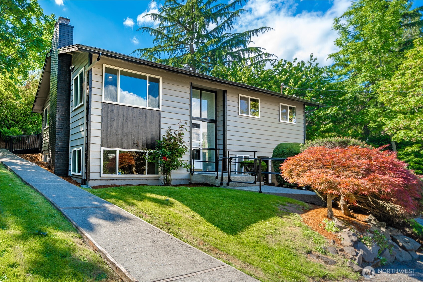 5227 56th Avenue S, Seattle, WA 98118