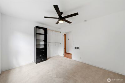 10330 Stone Avenue N, Seattle, WA 98133 - Photo 16