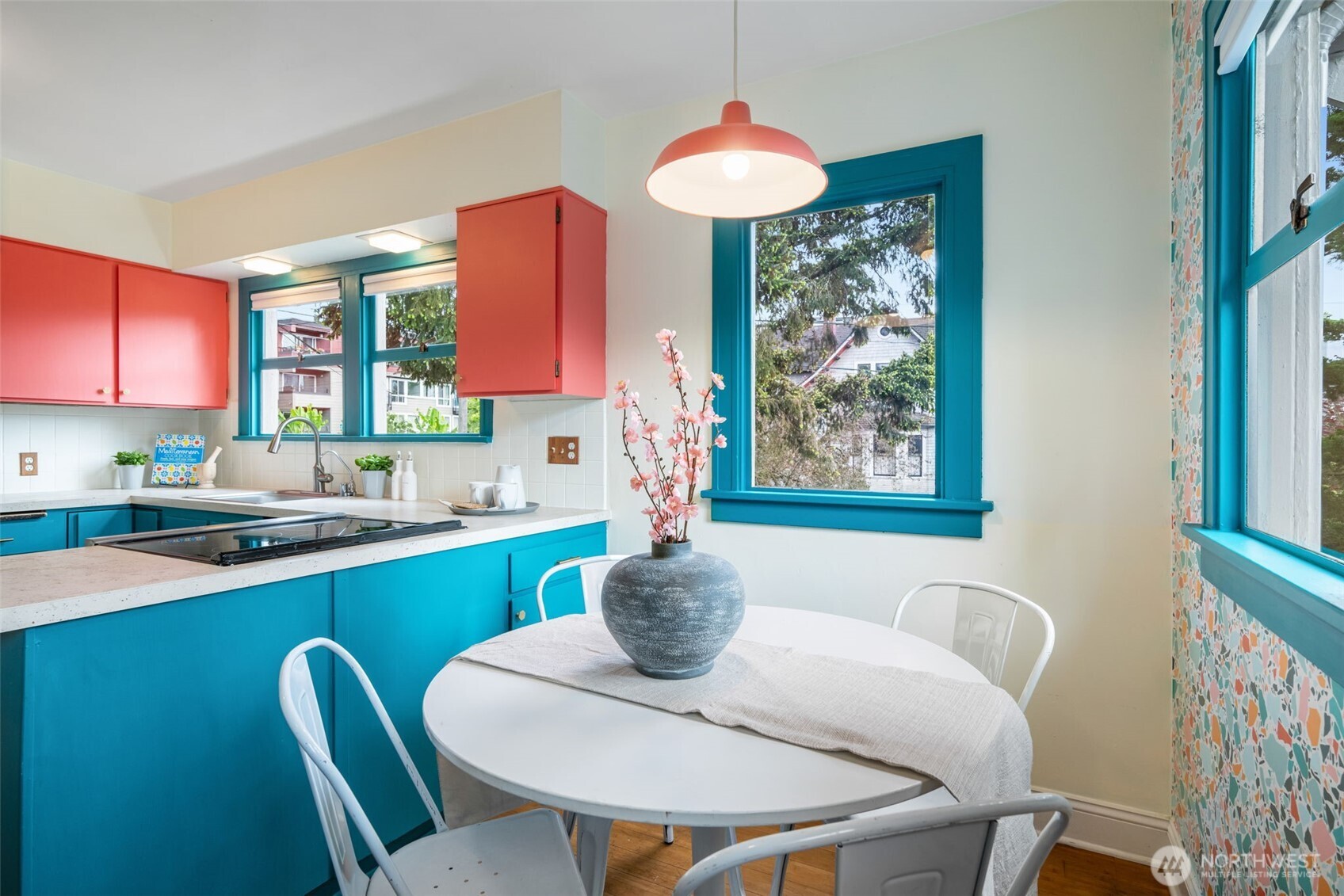 801 16th Avenue , Seattle, WA 98122