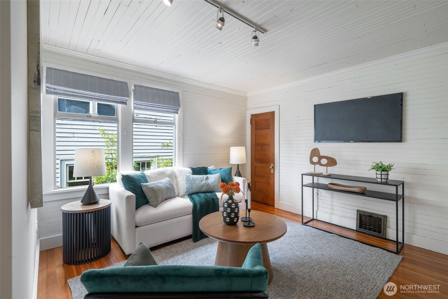 801 16th Avenue , Seattle, WA 98122