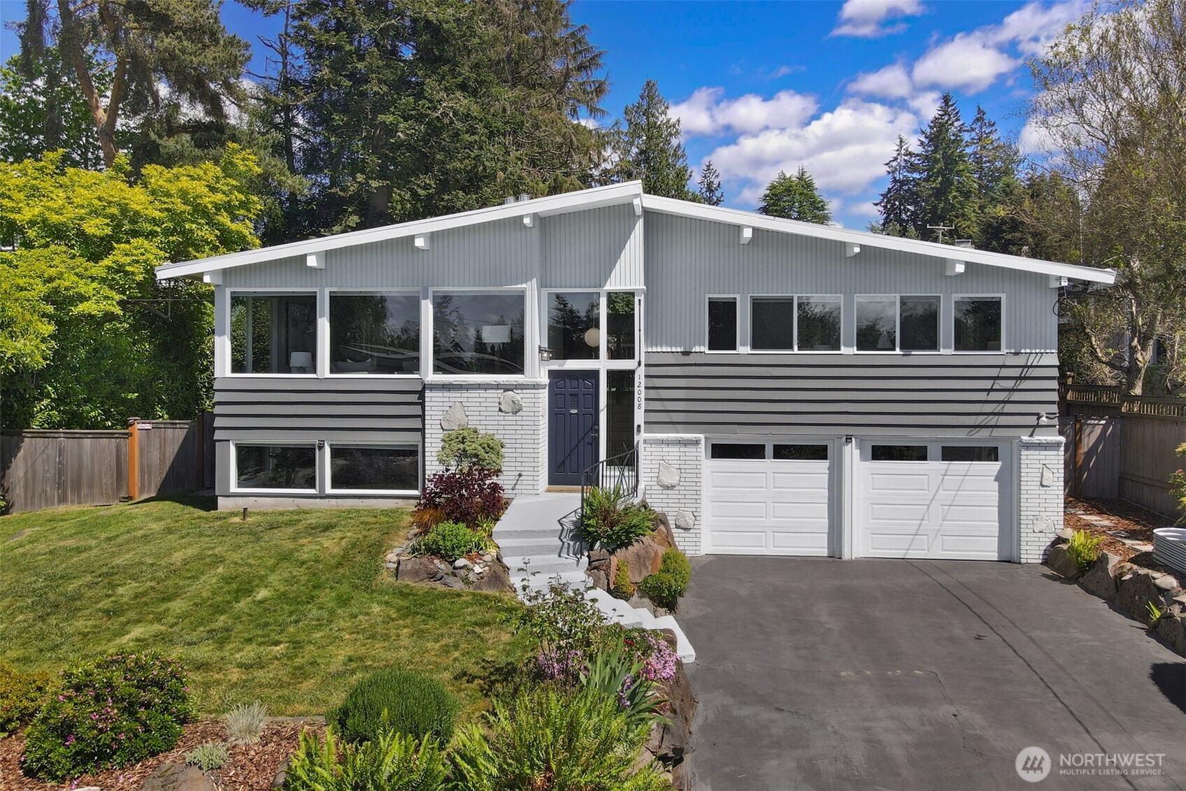 12008 9th Avenue NW, Seattle, WA 98177