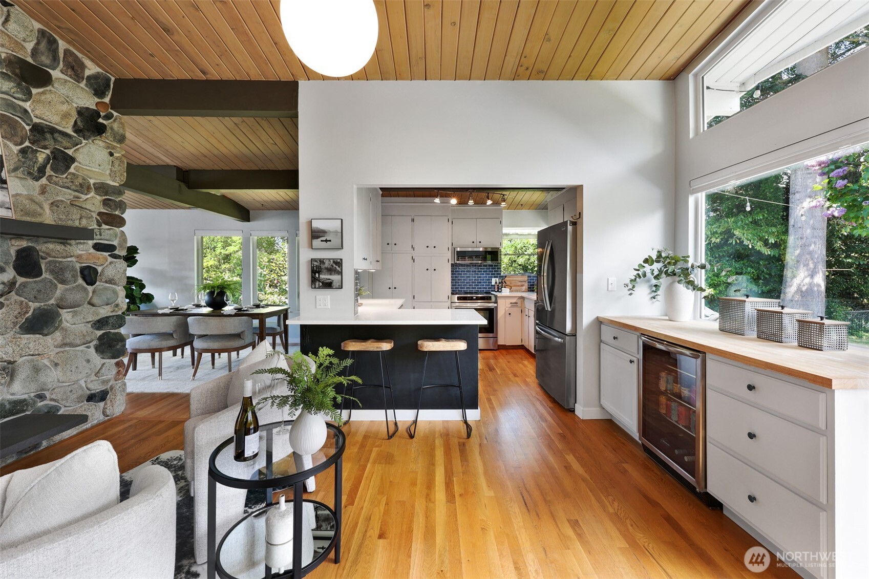12008 9th Avenue NW, Seattle, WA 98177