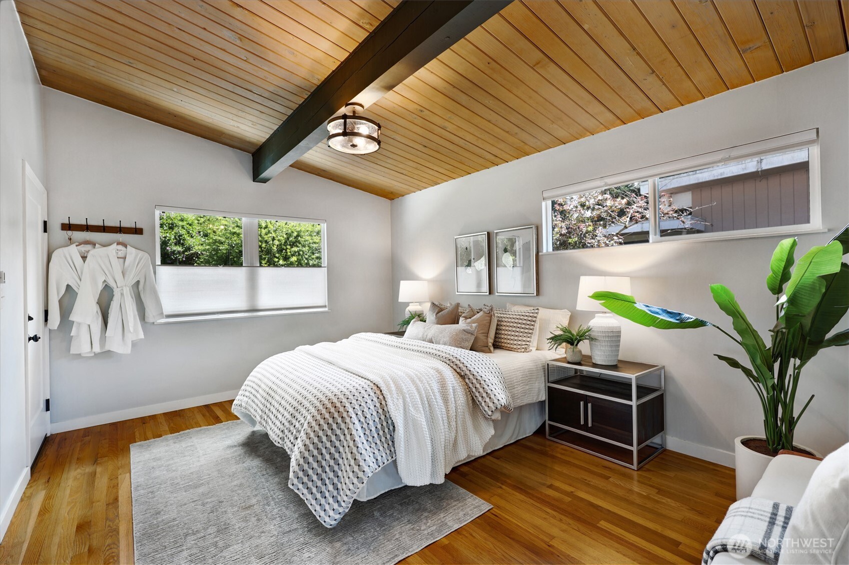 12008 9th Avenue NW, Seattle, WA 98177