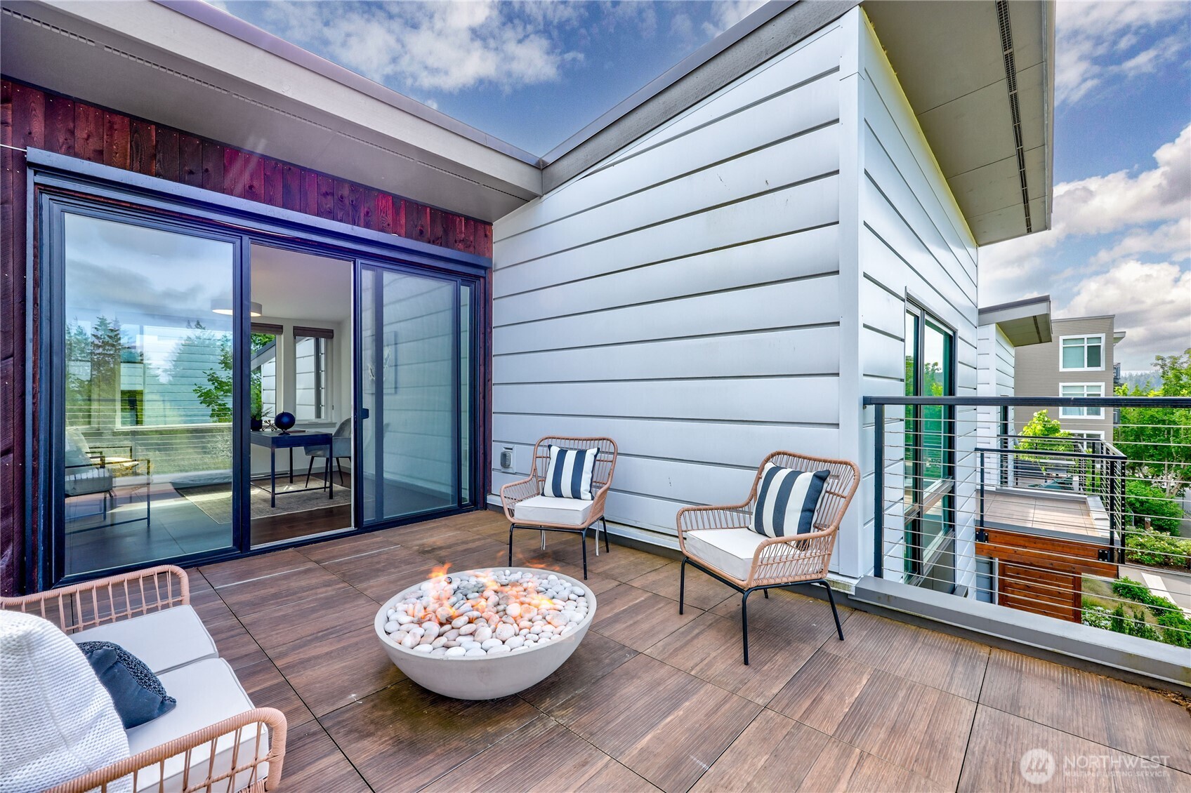 227 Ebi Lane NE, Bainbridge Island, WA 98110